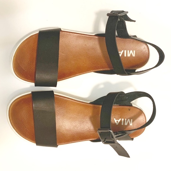 🖤MIA Platform Sandal🖤 - Picture 8 of 9